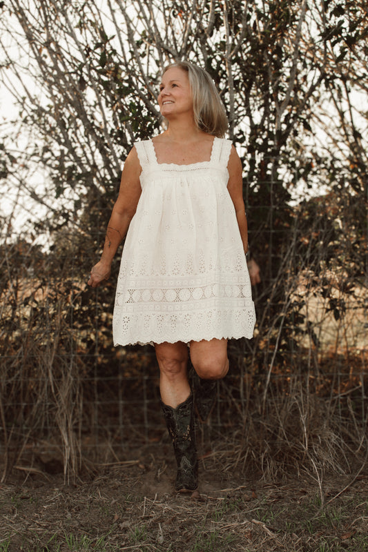 Ivory Meadow Mini